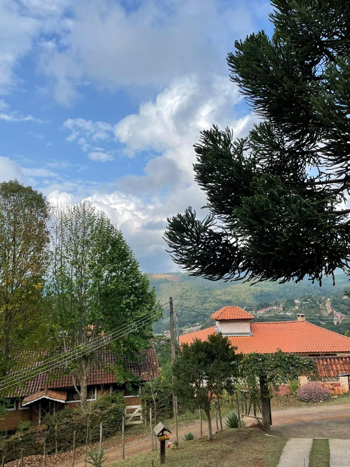 Casa De Campo Em Monte Verde , Linda Vista Para Montanhas Luaran gambar